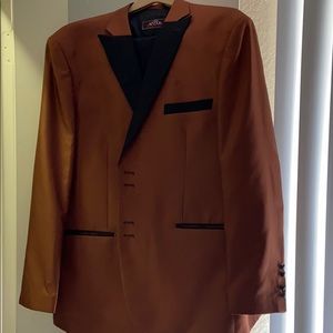 Men’s suit